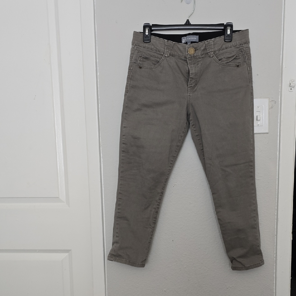 Wit & Wisdom Tan Ankle Jeans